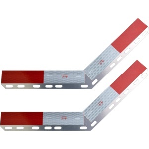 TRMFHREFA1412 | 135 Degree Mud Flap Reflectors